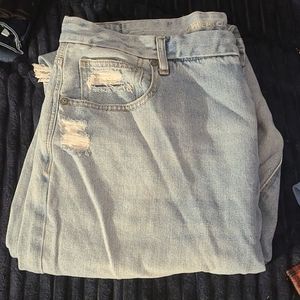 American Eagle Mom Jeans